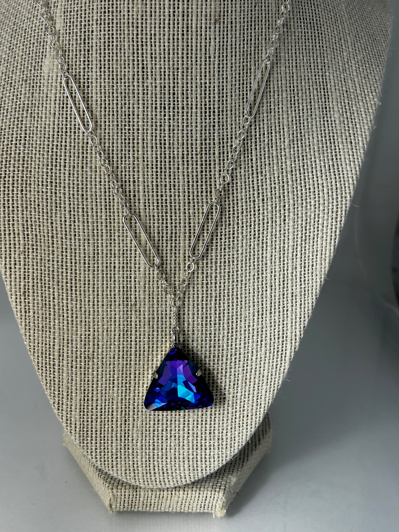 Necklace, finished jewelry,  Heliotrope 23mm tri, silver adjustable paper clip chain
