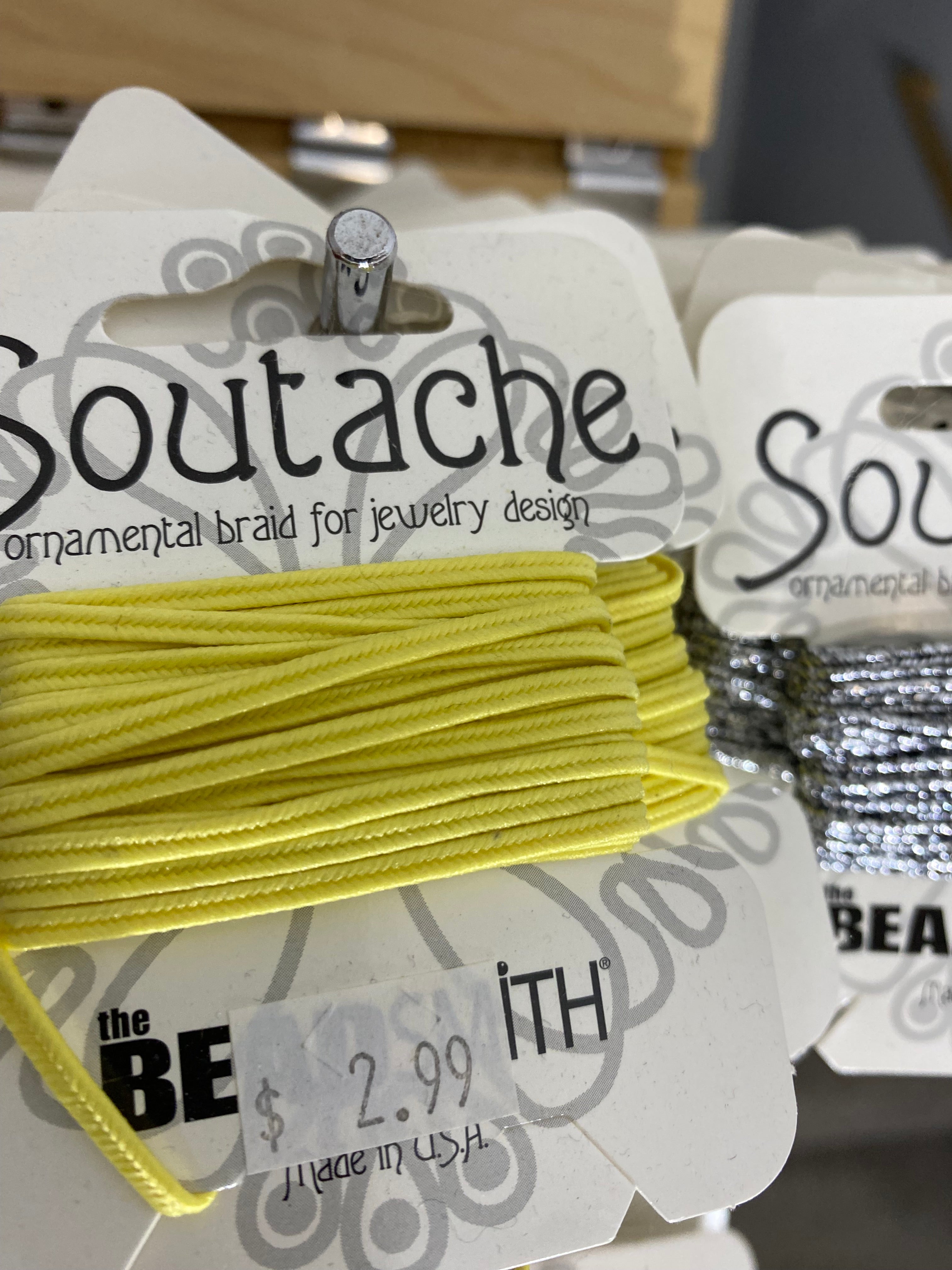 Polyester Soutache Cord – Soutache Braid for Jewelry Design, Passementerie Projects, and Arts and Crafts Projects – 3 Millimeter Cord in 3 Yard Length (yellow)