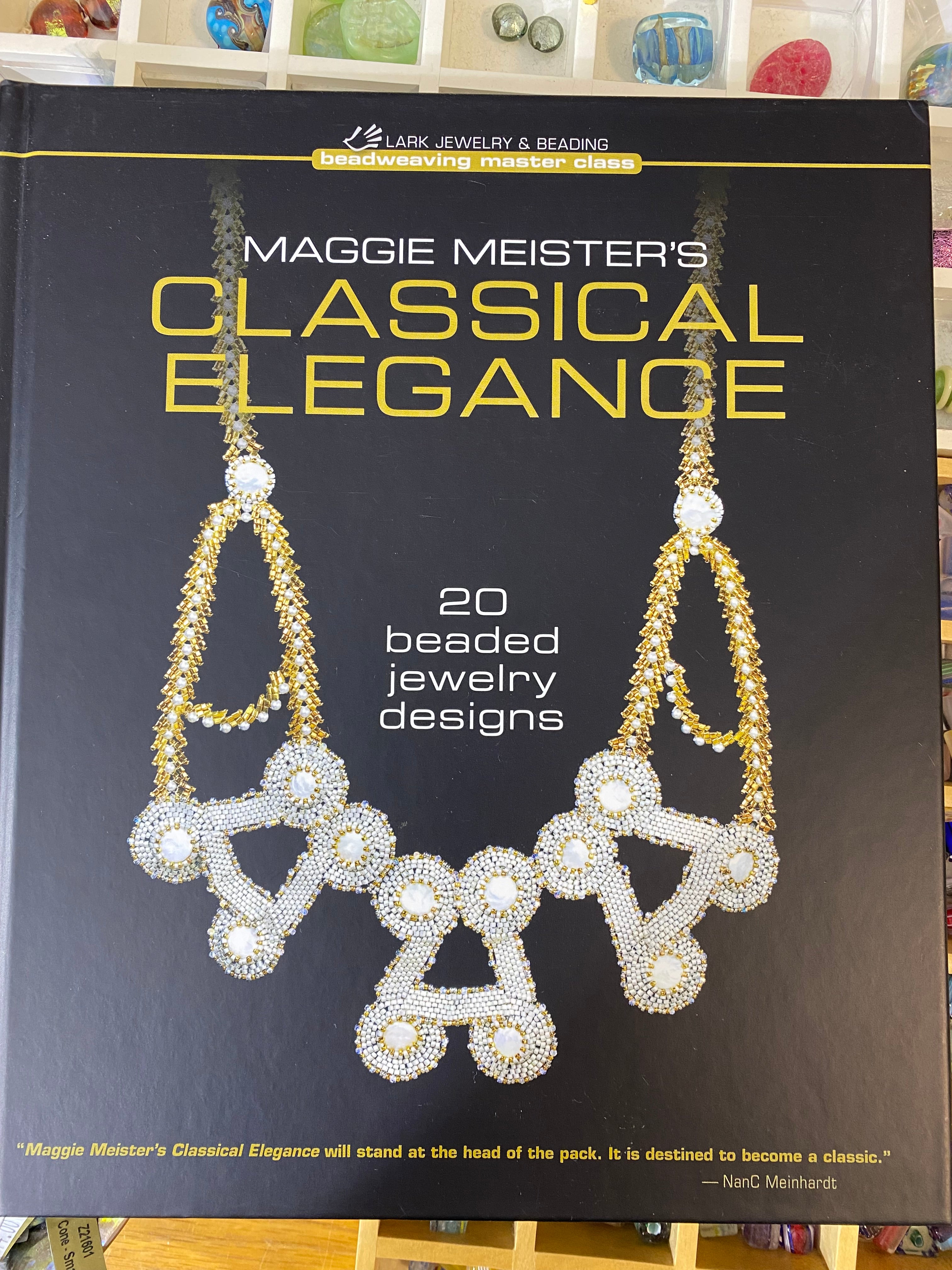 Maggie Mesister's Classical Elegance: 20 Beaded Jewelry Designs