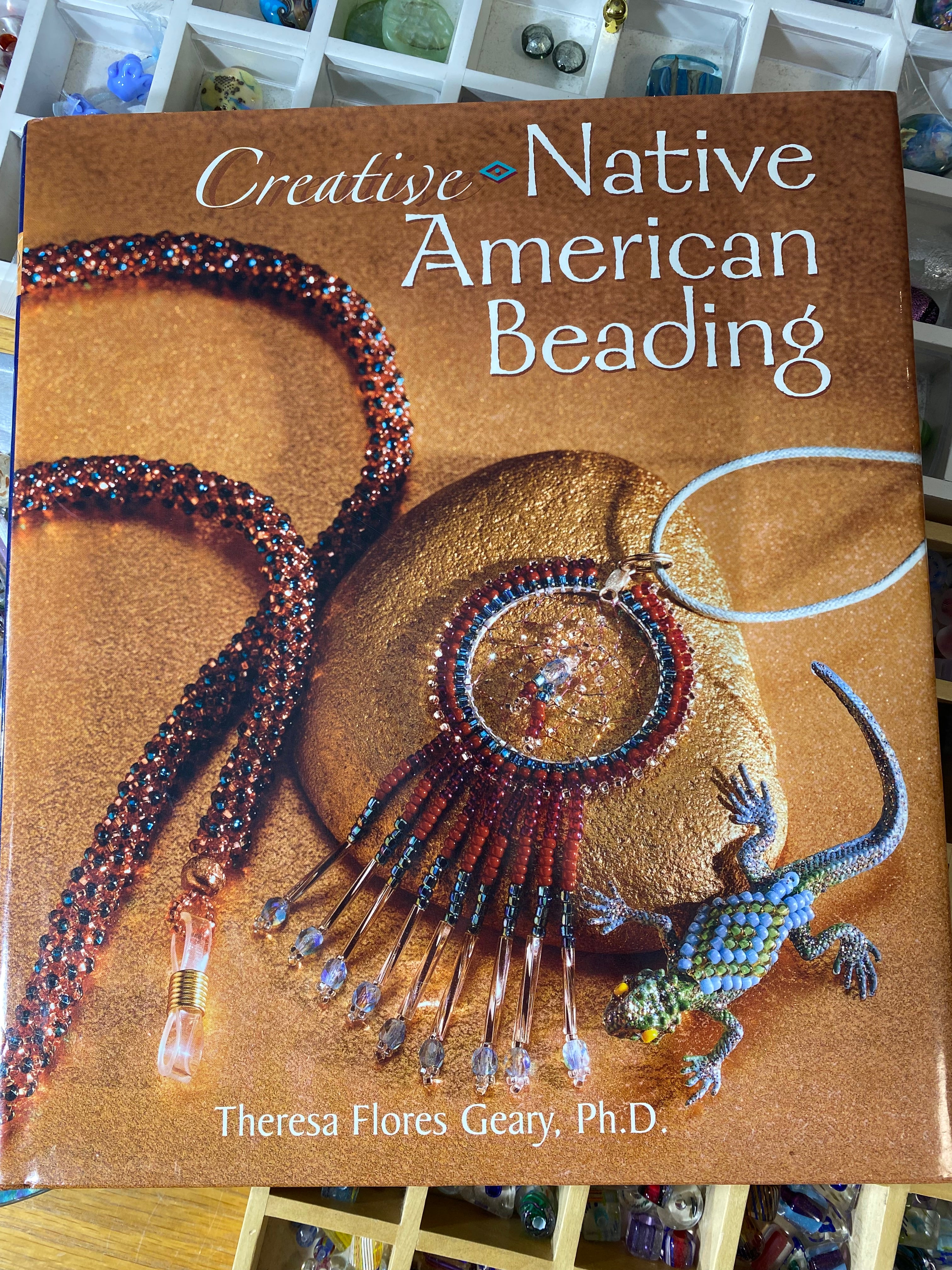Creative Native American Beading: Contemporary Interpretations of Traditional Motifs