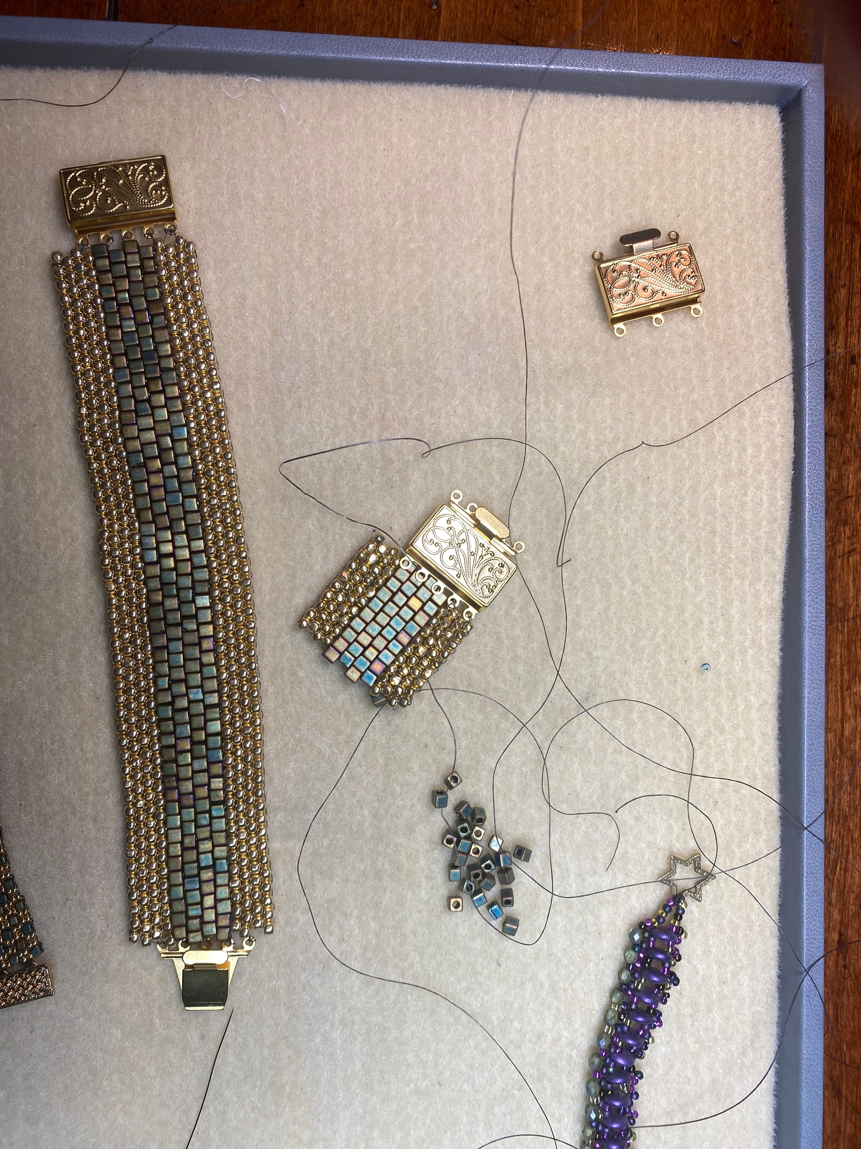 Beaded kit 10: PEYOTE STITCH bracelet