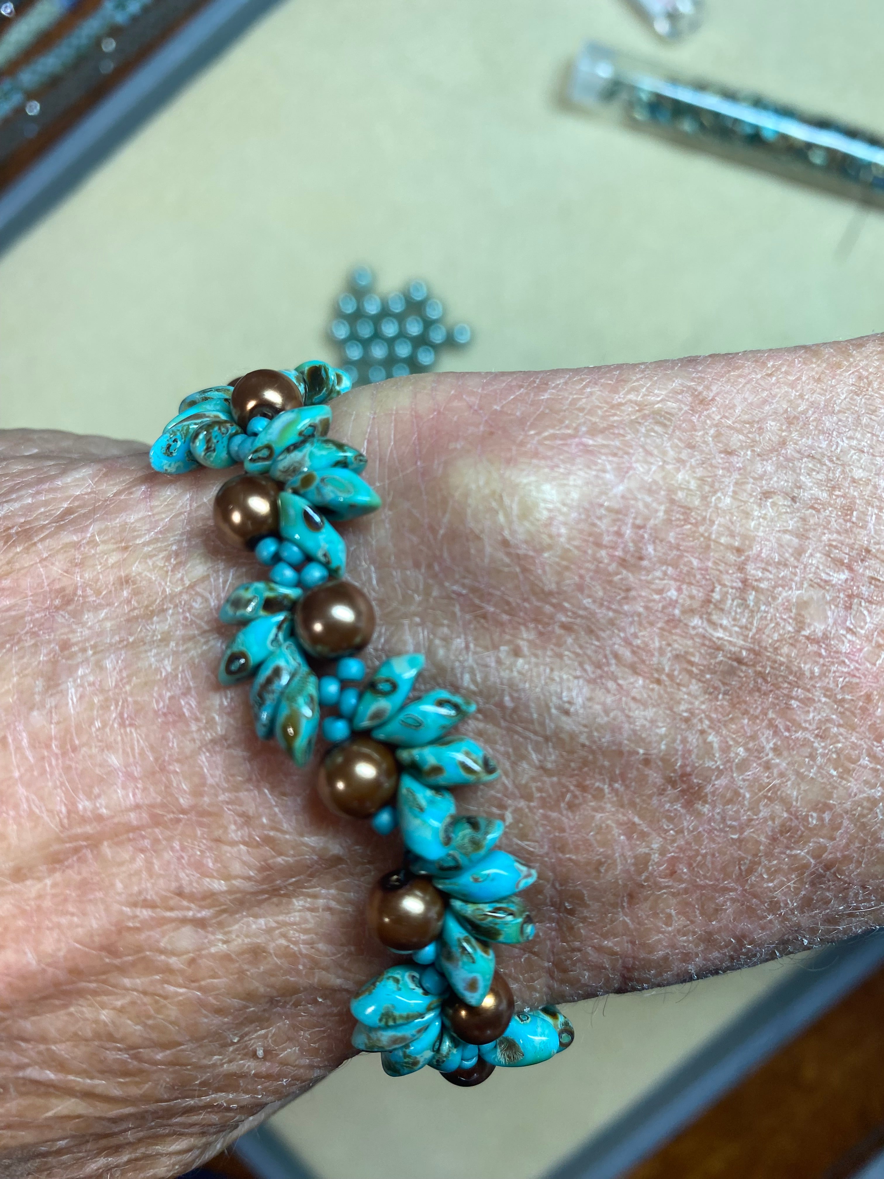 Beaded kit 4: COOL SWAG bracelet or necklace